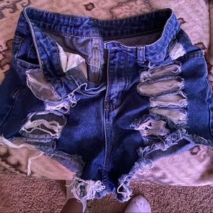 Very elegant striped shorts size small